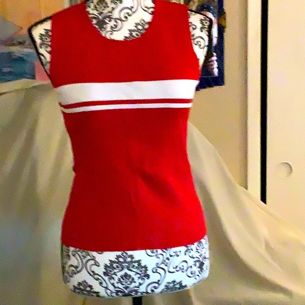 Michelle Nicole top